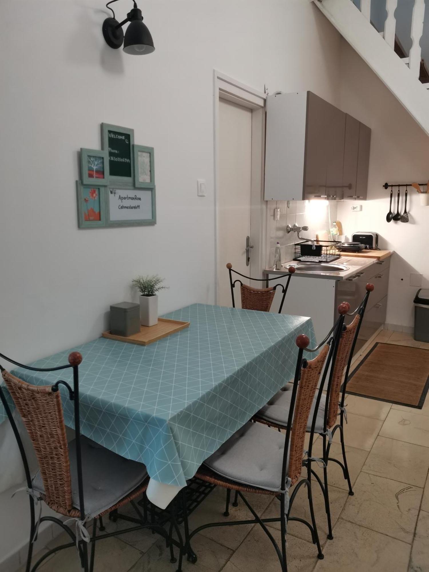 Apartman Rose エゲル エクステリア 写真